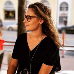 Meet your Posher, Jenna